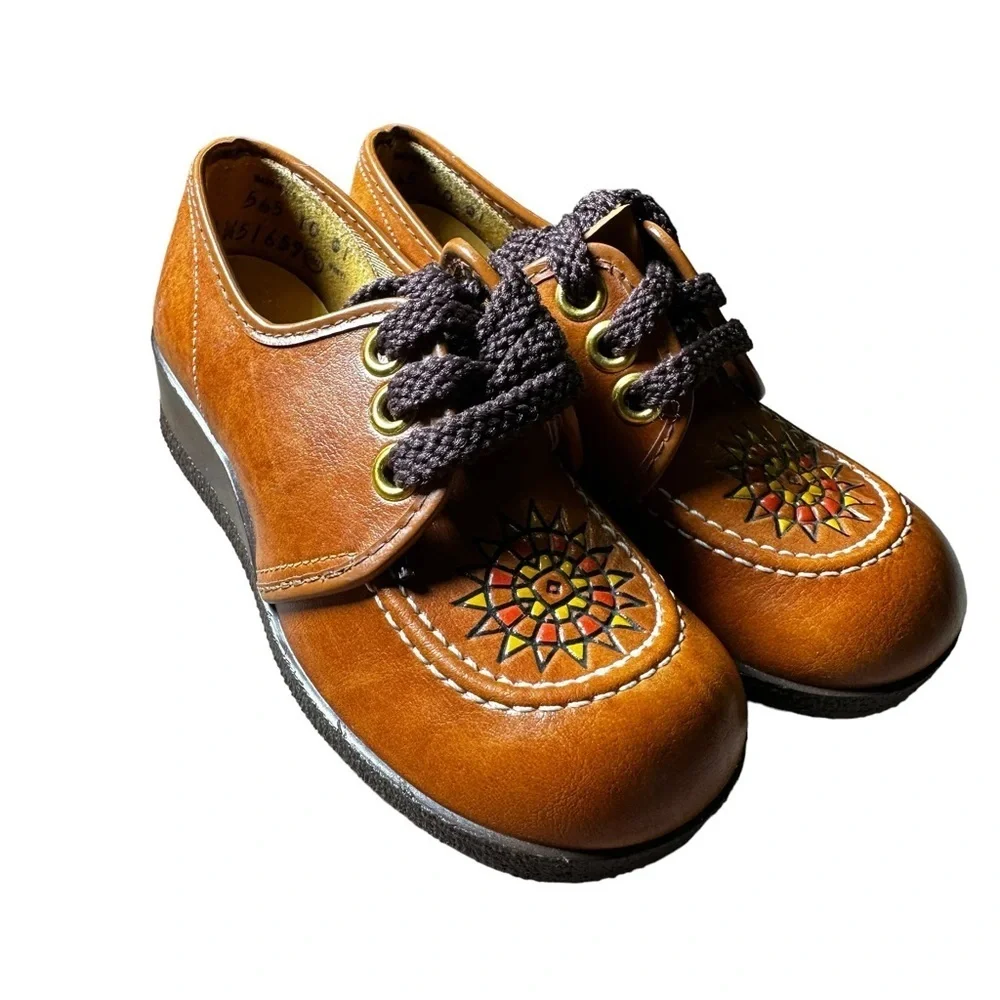 Robinson Crusoe Vintage Toddler Leather Dress Shoes Medallion Etch Size 8.5